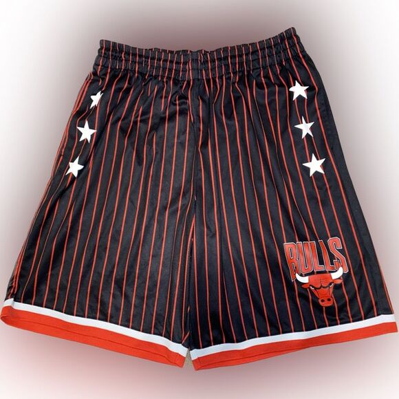 NBA Chicago Bulls Striped Performance Basketball Shorts Men’s XXL 2XL - Picture 1 of 4